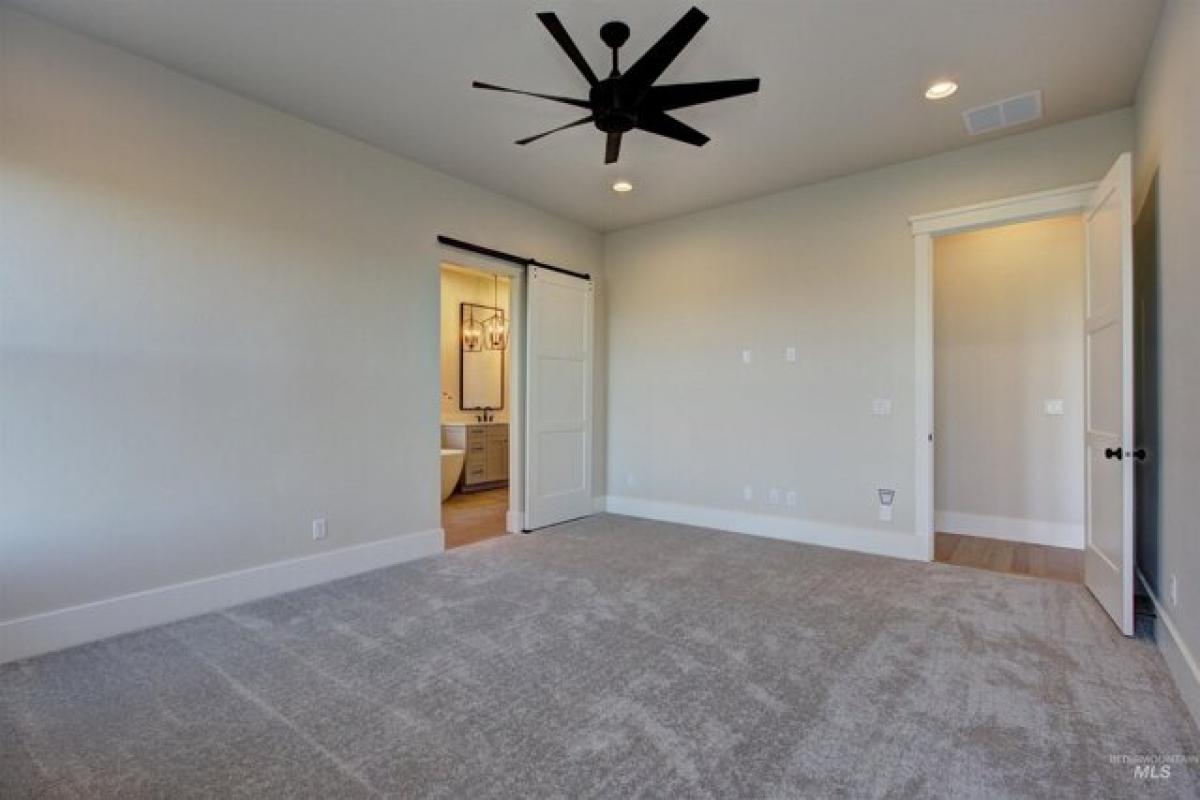 Picture of Home For Sale in Meridian, Idaho, United States