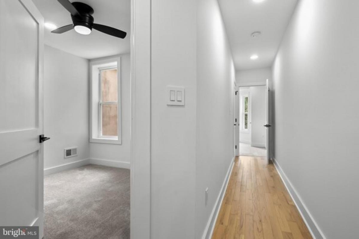 Picture of Home For Sale in Baltimore, Maryland, United States