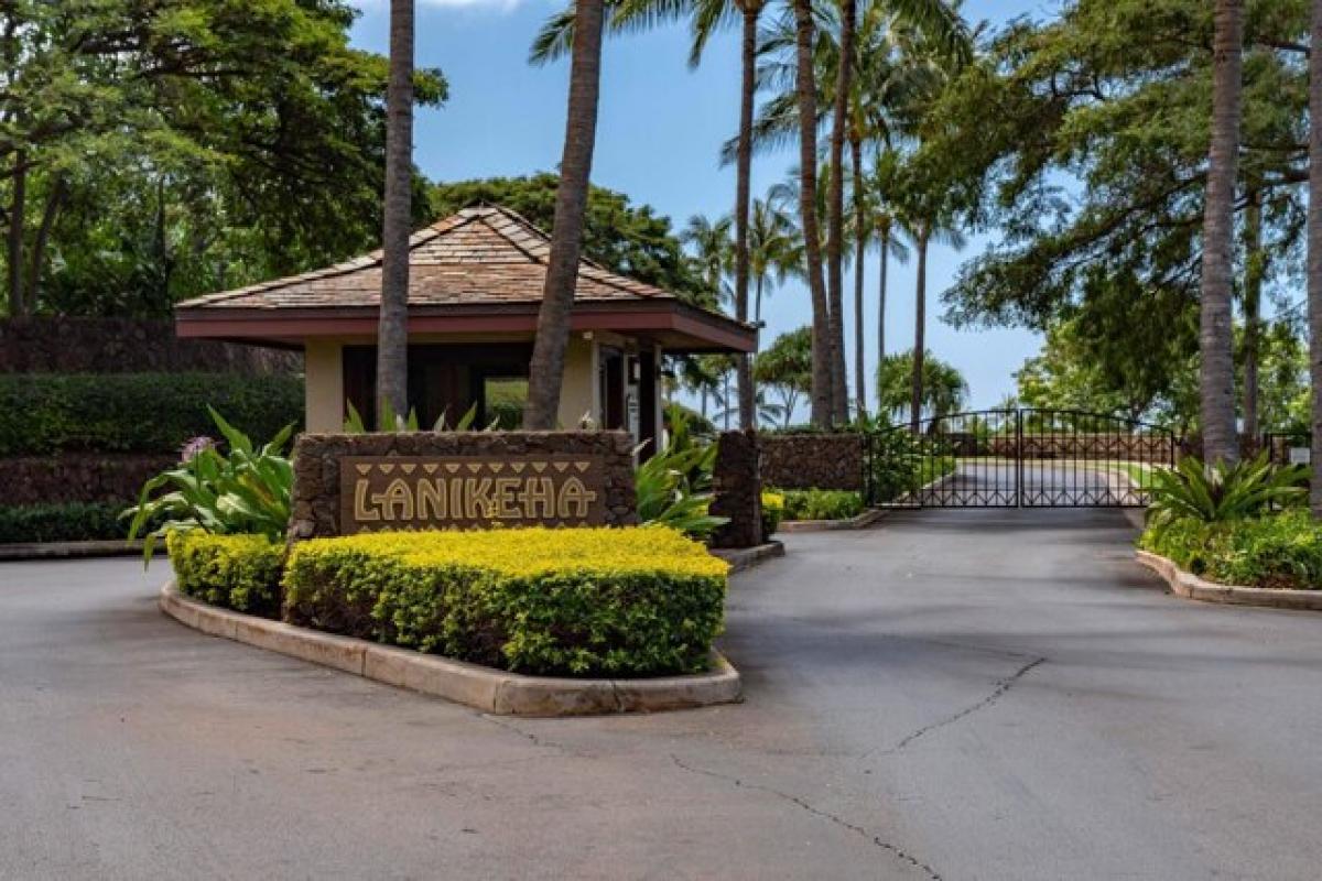 Picture of Residential Land For Sale in Lahaina, Hawaii, United States