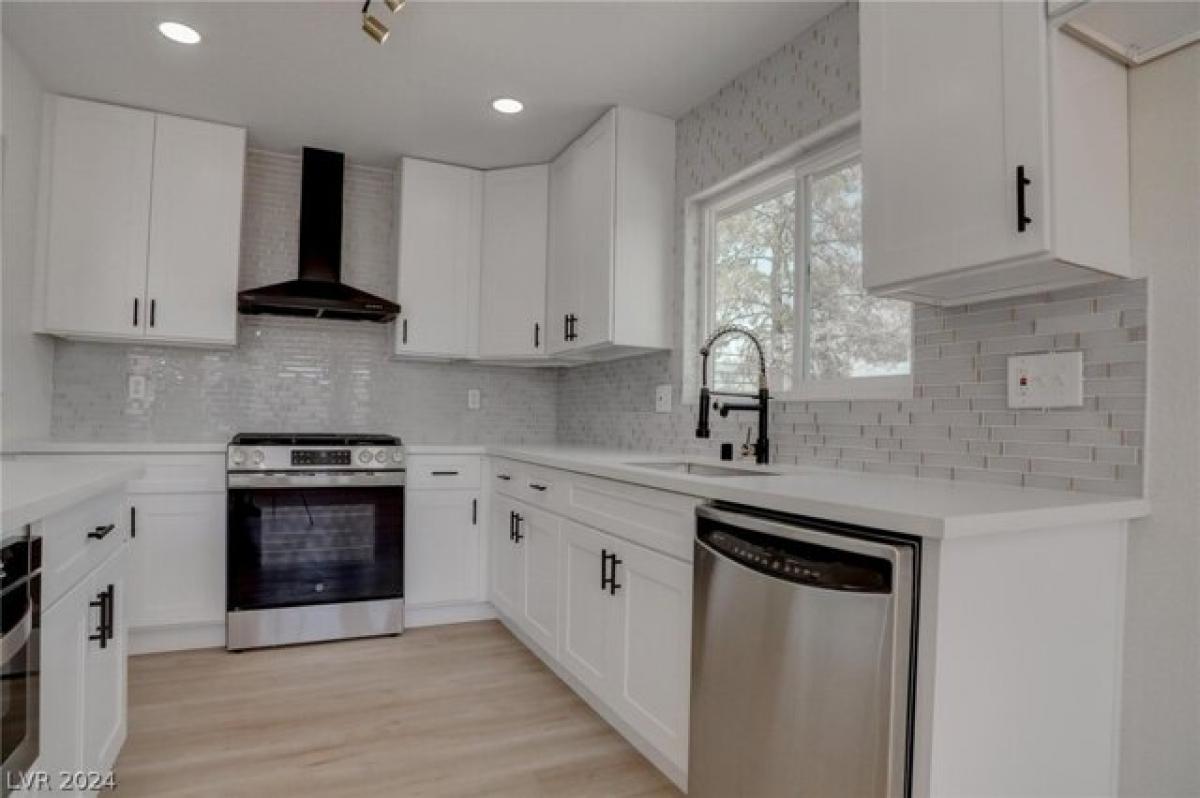 Picture of Home For Sale in Henderson, Nevada, United States