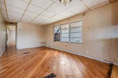 Home For Sale in Holiday, Florida