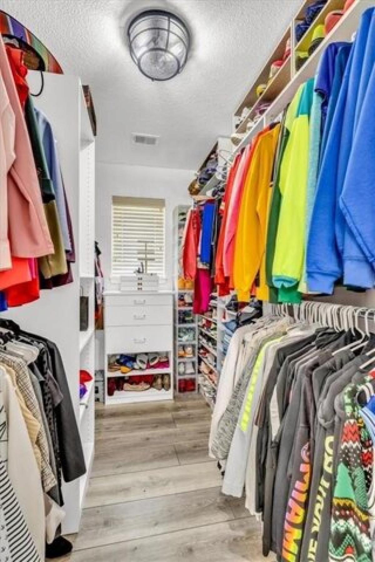 Picture of Home For Sale in Blue Springs, Missouri, United States