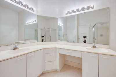 Home For Sale in Boynton Beach, Florida