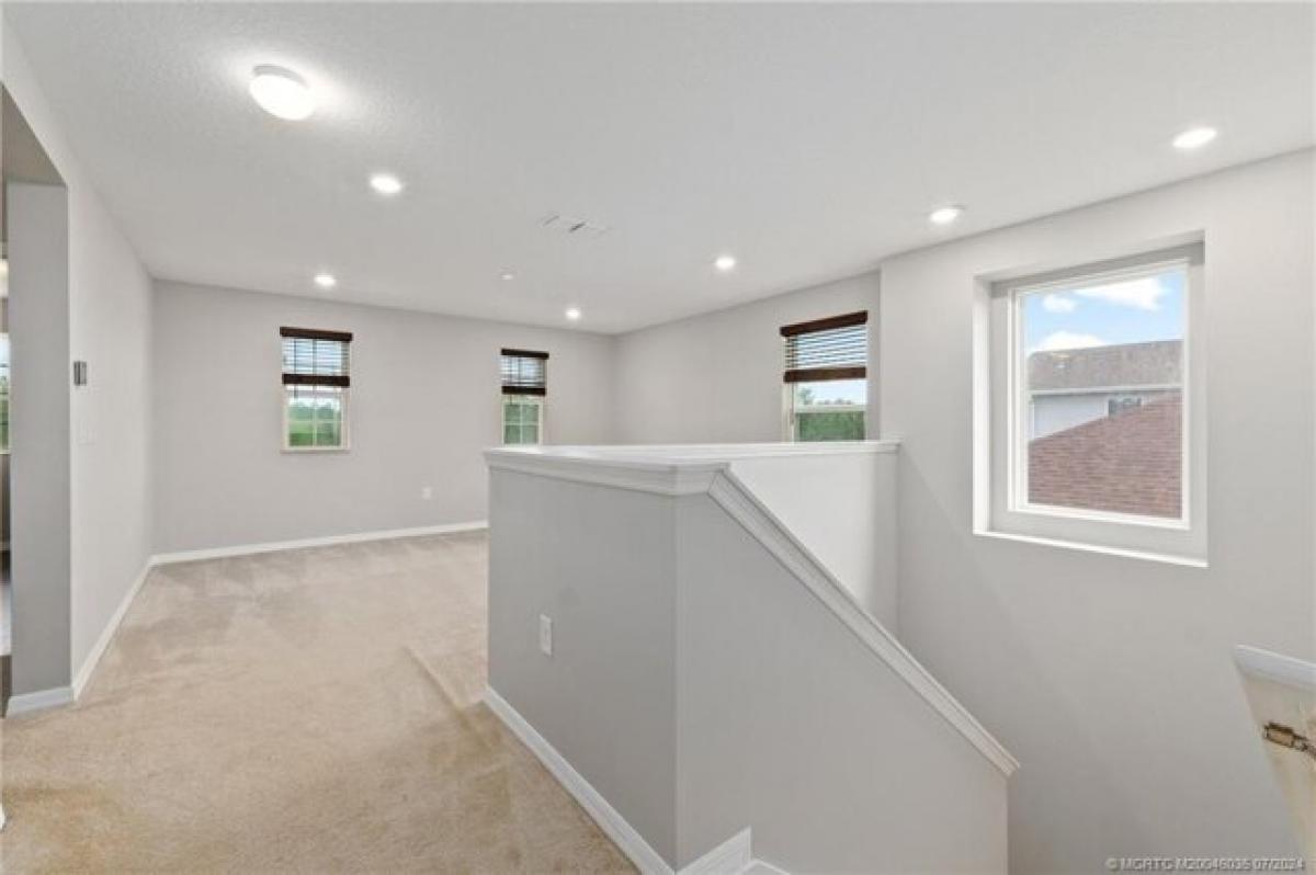 Picture of Home For Sale in Port Saint Lucie, Florida, United States