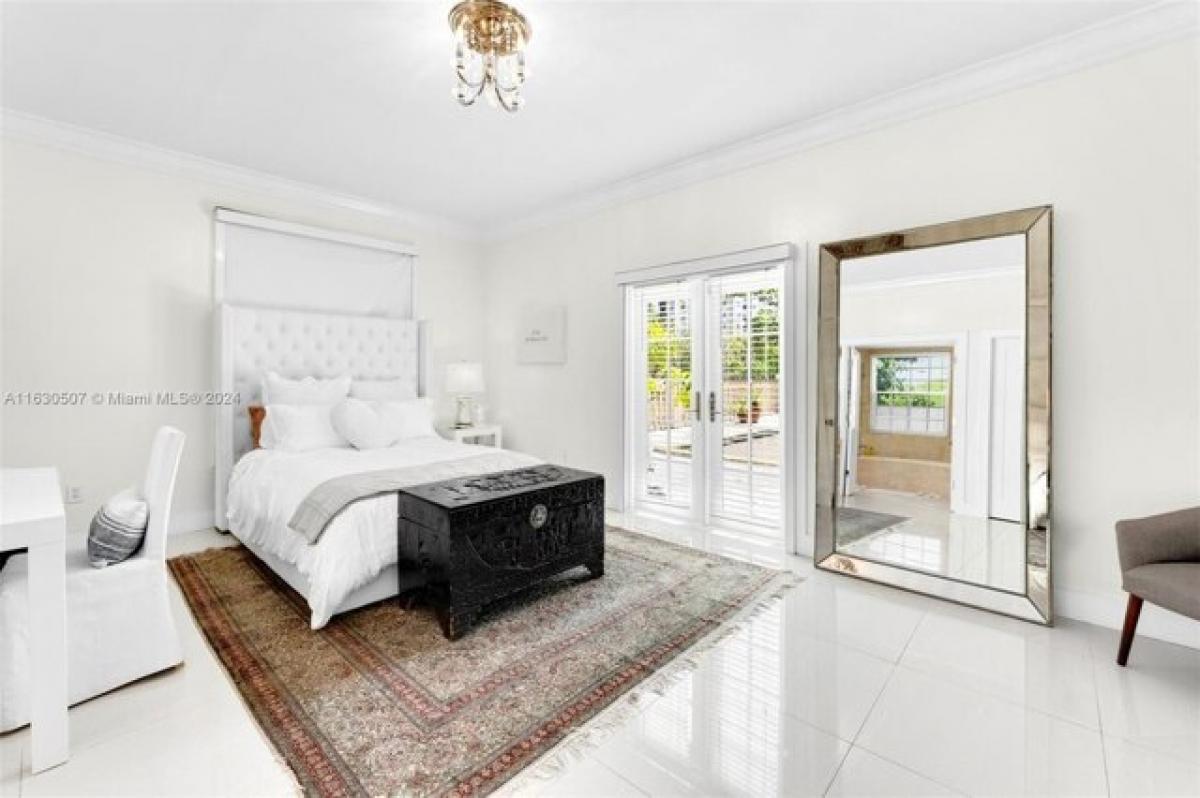 Picture of Home For Sale in Coral Gables, Florida, United States