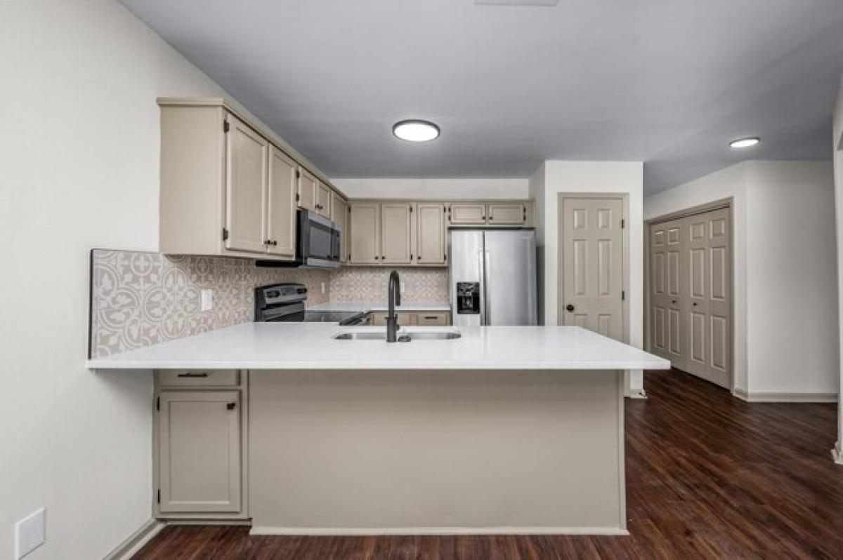 Picture of Home For Sale in La Vergne, Tennessee, United States