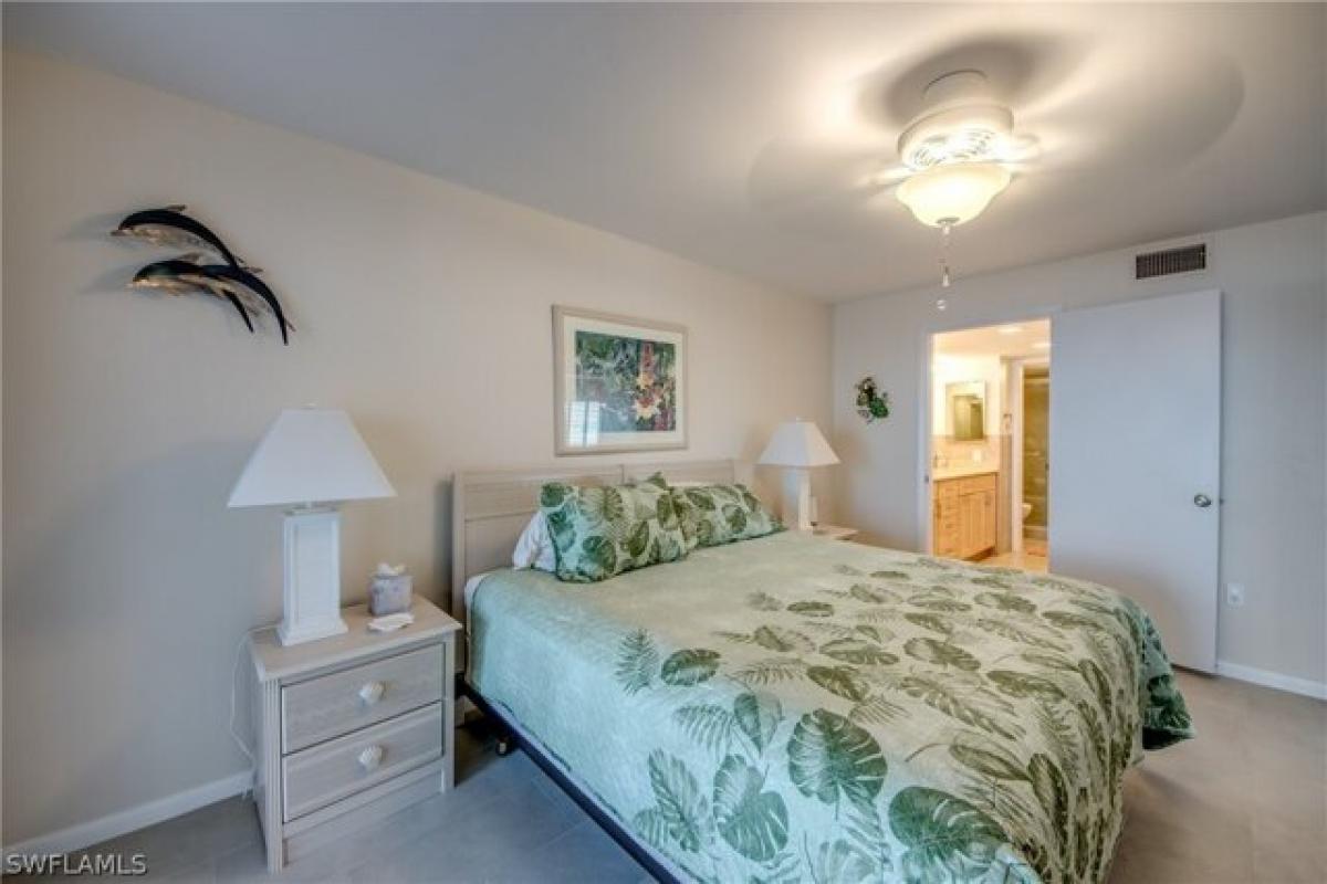 Picture of Home For Sale in Fort Myers Beach, Florida, United States