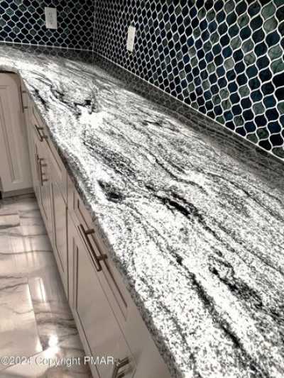 Home For Sale in Tobyhanna, Pennsylvania