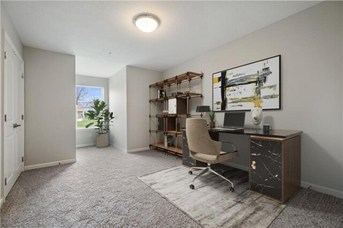 Picture of Home For Sale in Pittsburgh, Pennsylvania, United States