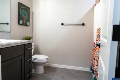 Home For Sale in Salem, Oregon