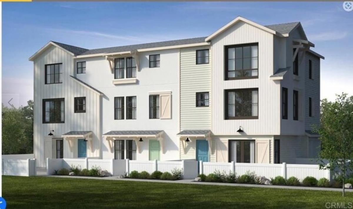 Picture of Home For Sale in Carlsbad, California, United States