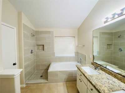 Home For Rent in Rosenberg, Texas