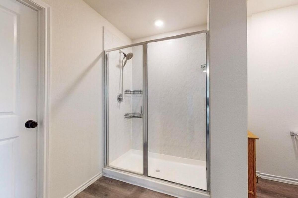 Picture of Home For Sale in Crandall, Texas, United States