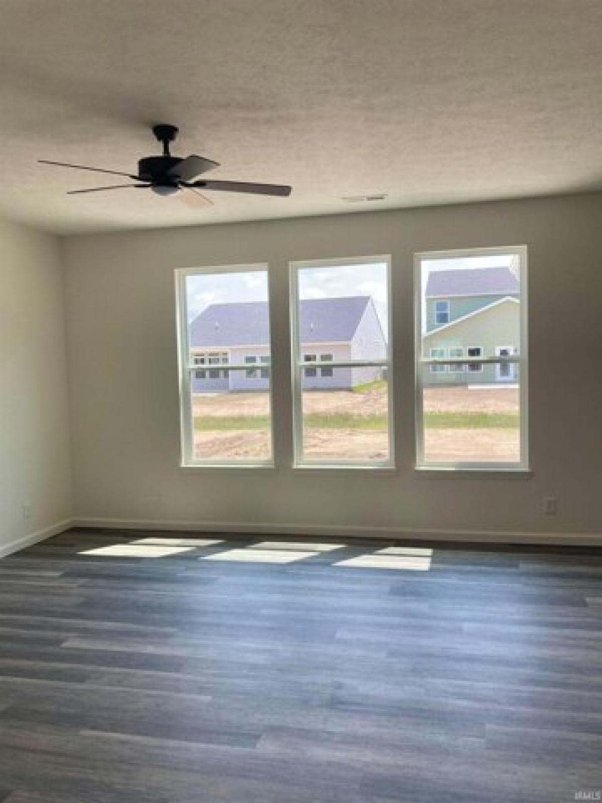 Picture of Home For Sale in Lafayette, Indiana, United States