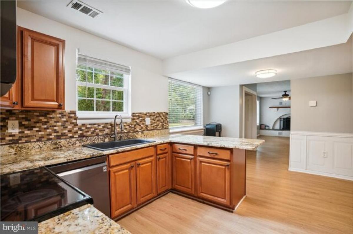 Picture of Home For Sale in Waldorf, Maryland, United States