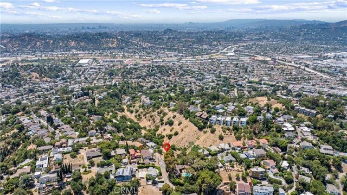 Picture of Residential Land For Sale in Los Angeles, California, United States