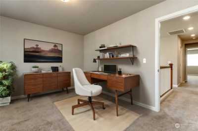 Home For Sale in Federal Way, Washington