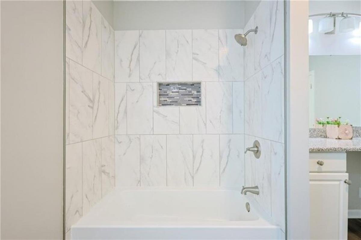 Picture of Home For Sale in Saint Joseph, Missouri, United States