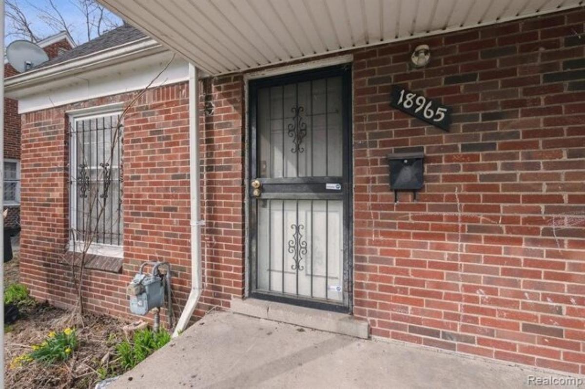 Picture of Home For Sale in Detroit, Michigan, United States