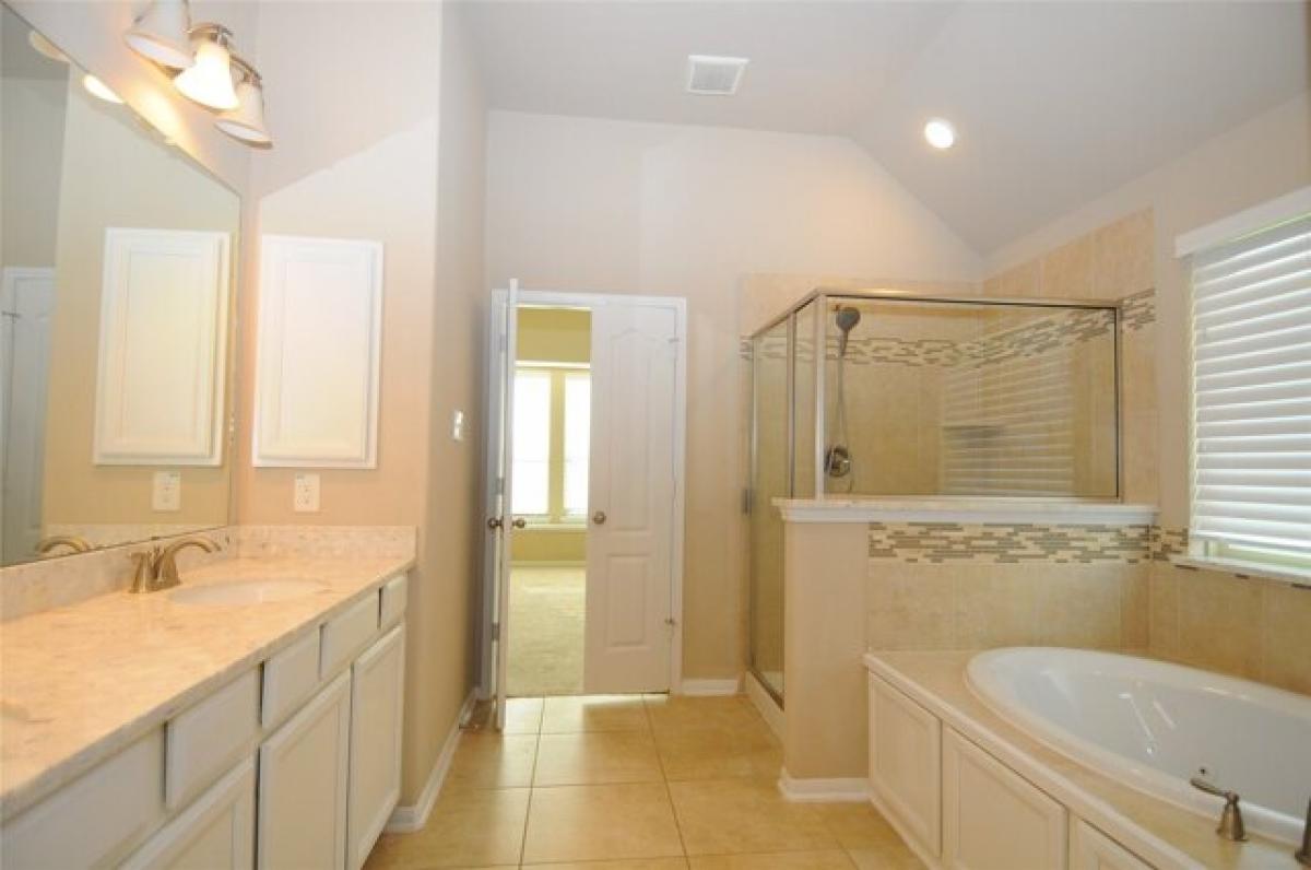 Picture of Home For Sale in Richmond, Texas, United States