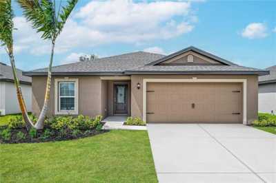 Home For Sale in Poinciana, Florida