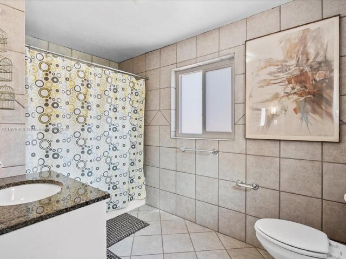 Picture of Home For Sale in Miami Beach, Florida, United States