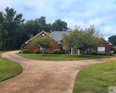 Home For Sale in Texarkana, Texas