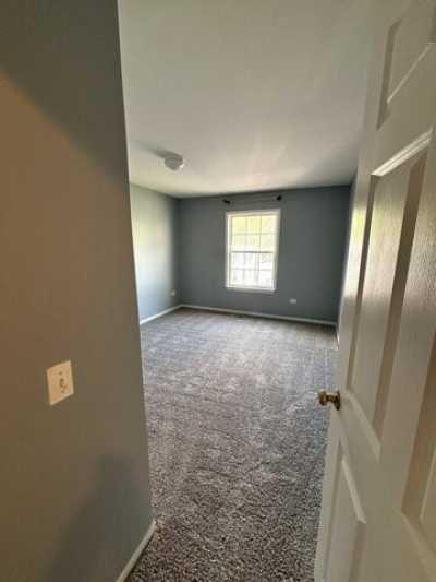 Home For Sale in Aurora, Illinois