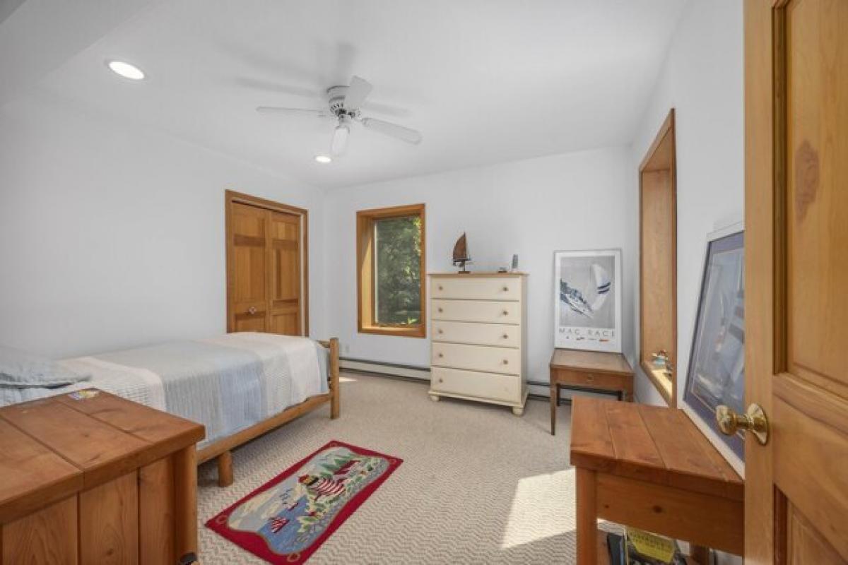 Picture of Home For Sale in Muskegon, Michigan, United States