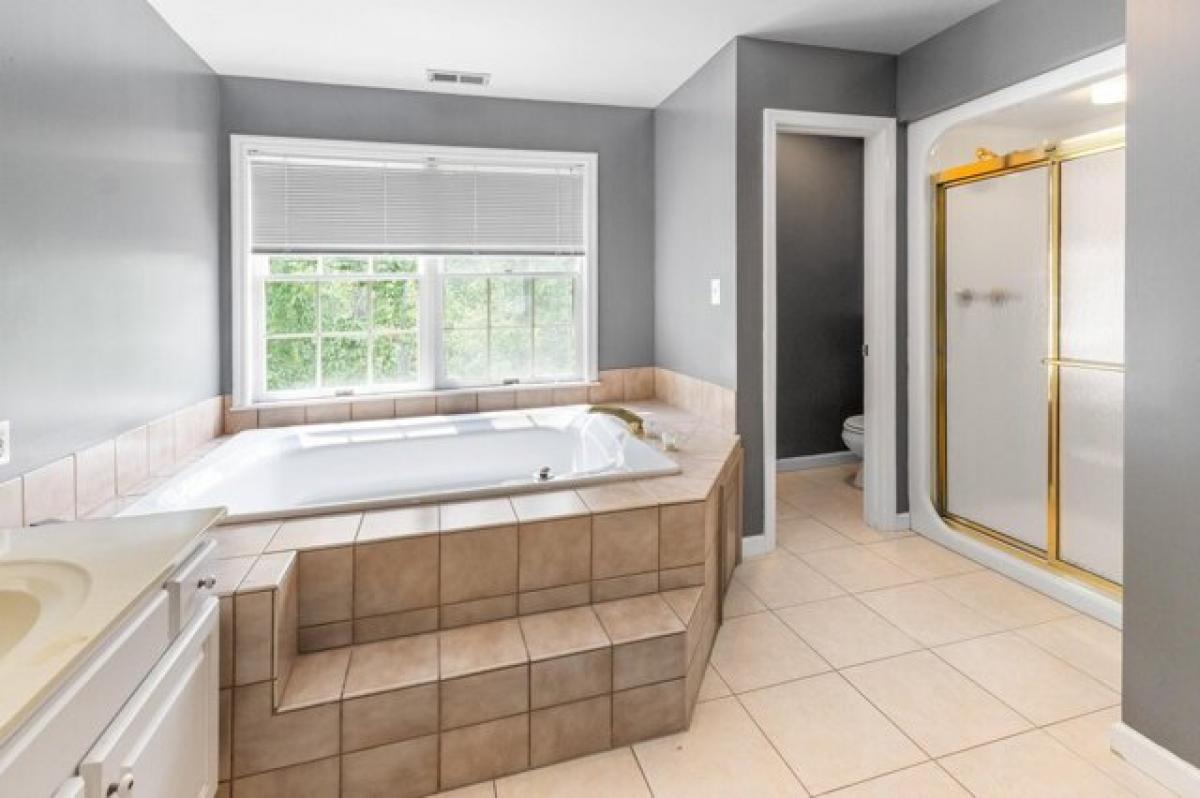 Picture of Home For Sale in Ashland, Kentucky, United States