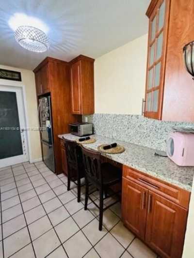 Home For Sale in Hialeah, Florida