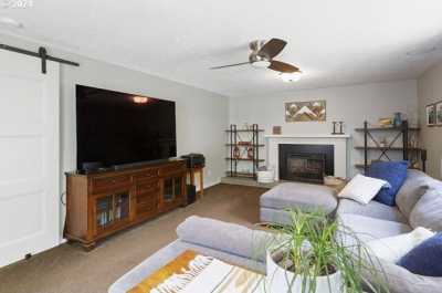 Home For Sale in Beaverton, Oregon