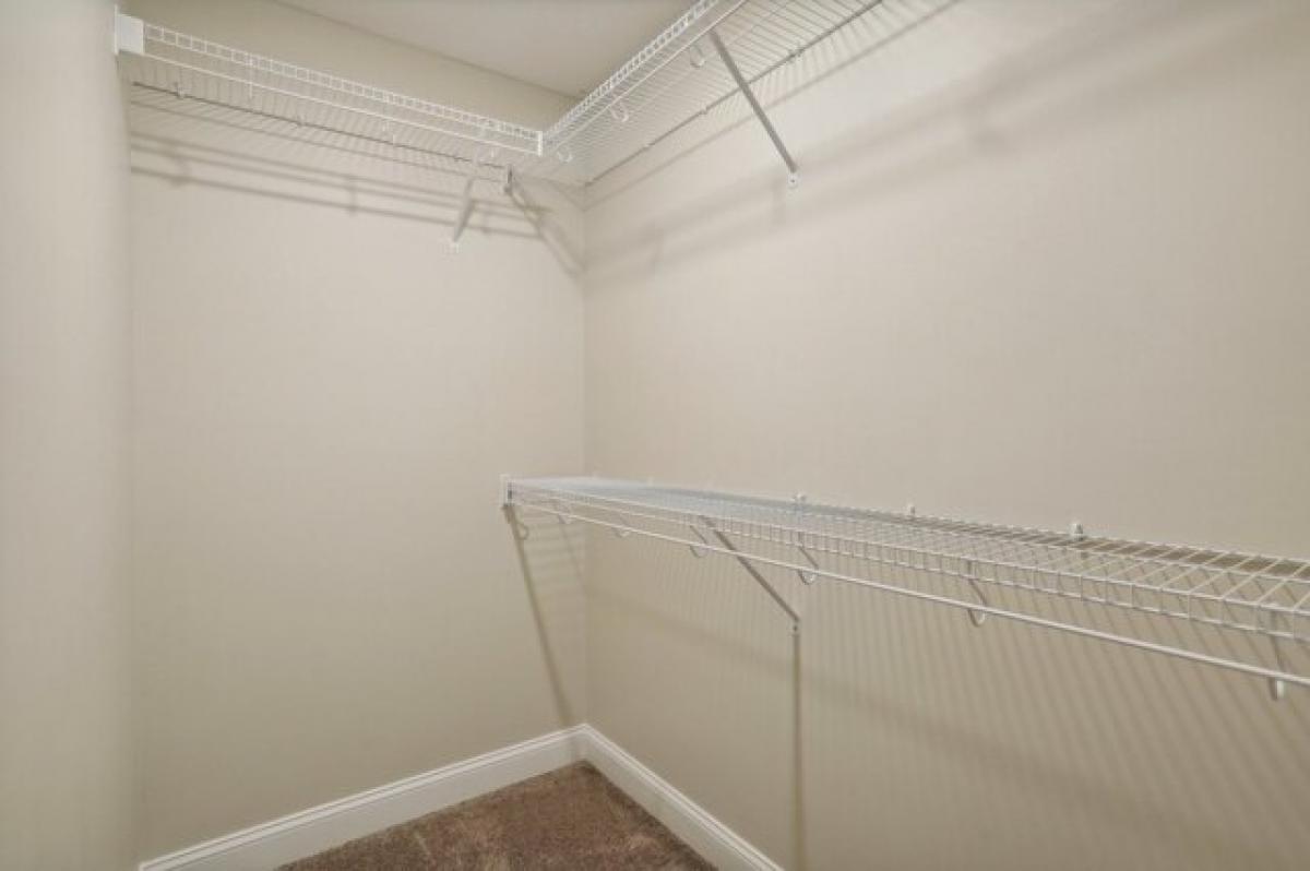 Picture of Home For Sale in Clarksville, Tennessee, United States