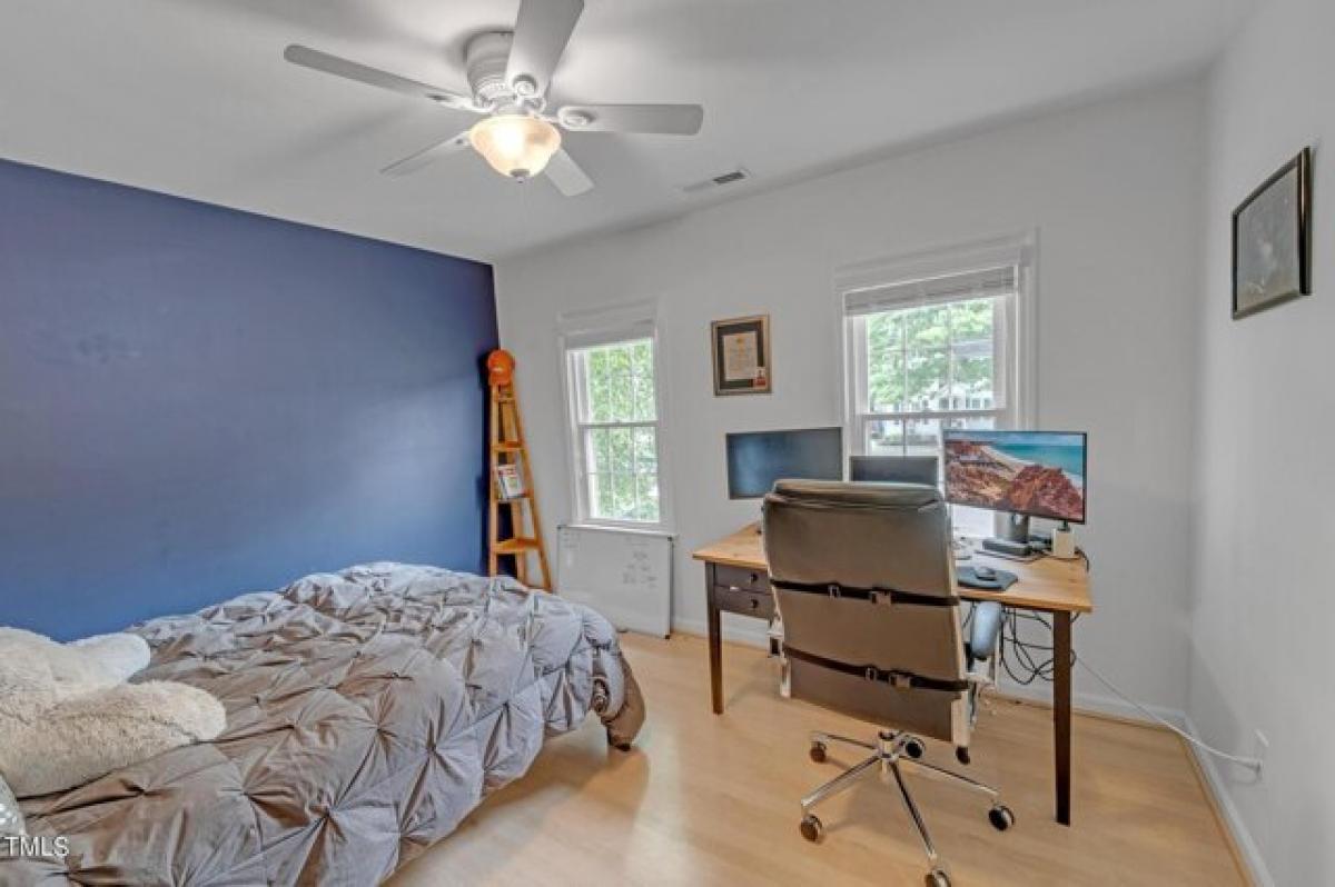 Picture of Home For Sale in Raleigh, North Carolina, United States