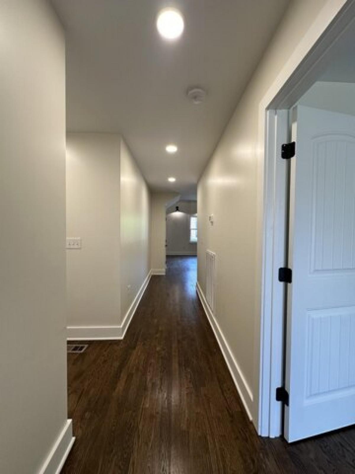 Picture of Home For Sale in Nashville, Tennessee, United States