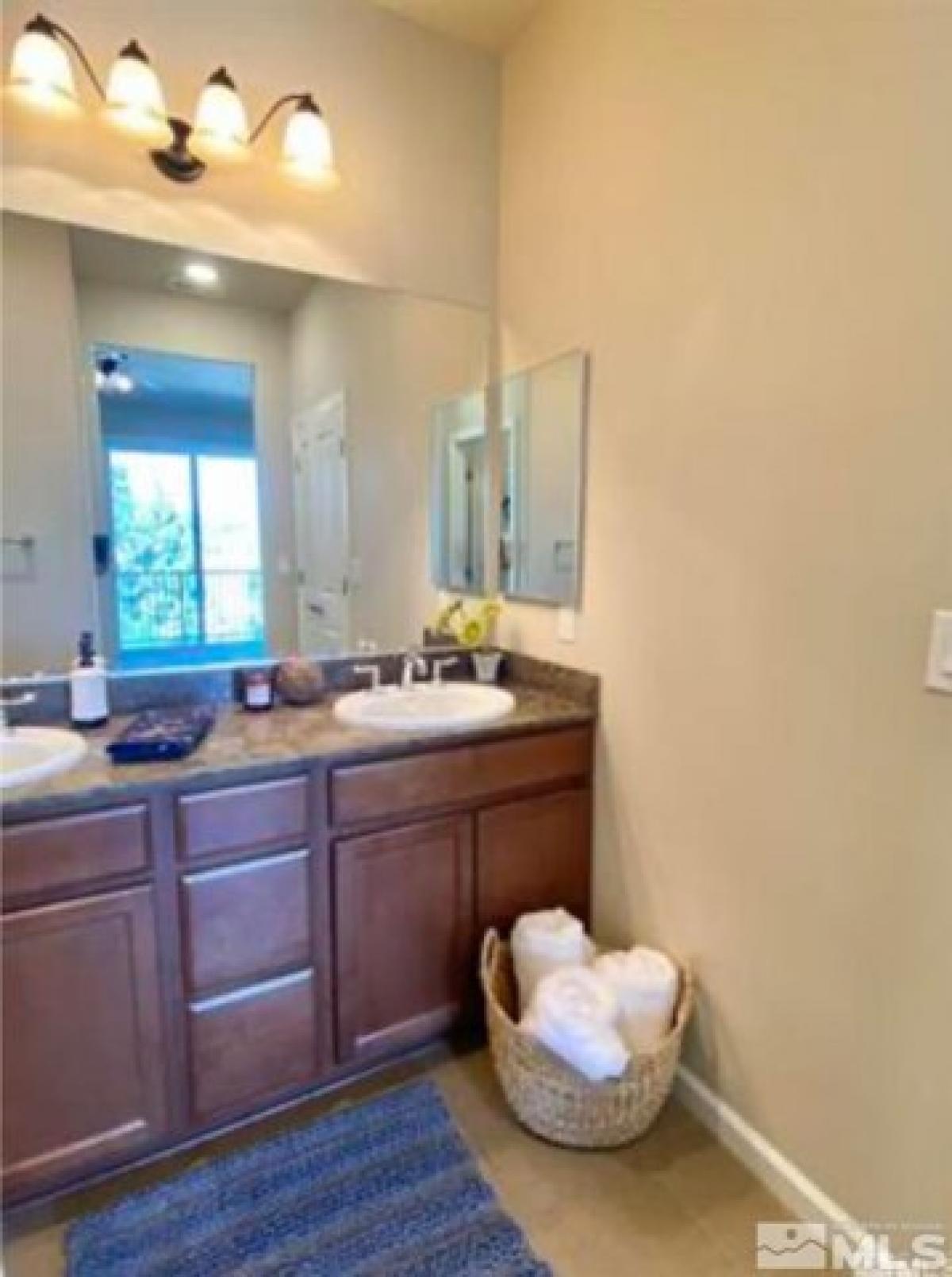 Picture of Home For Sale in Reno, Nevada, United States