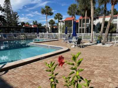 Home For Sale in Sarasota, Florida