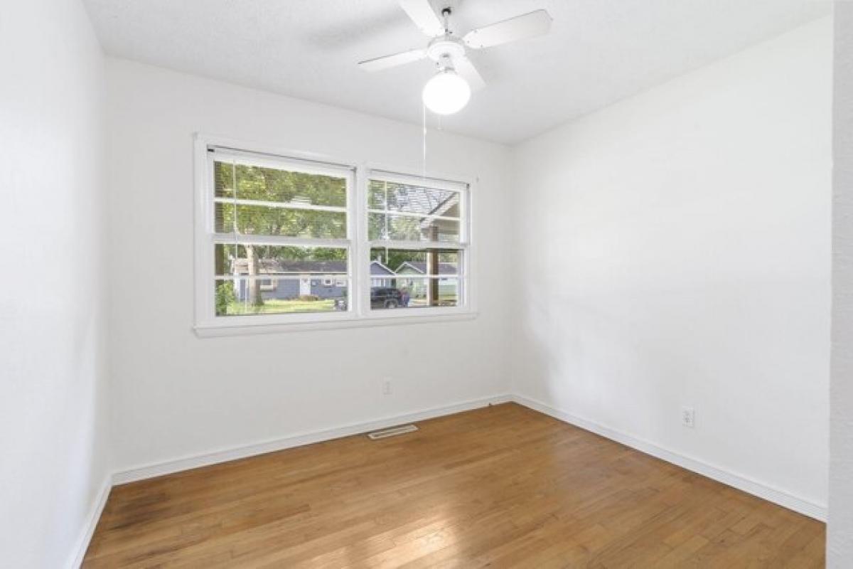 Picture of Home For Sale in Springfield, Missouri, United States