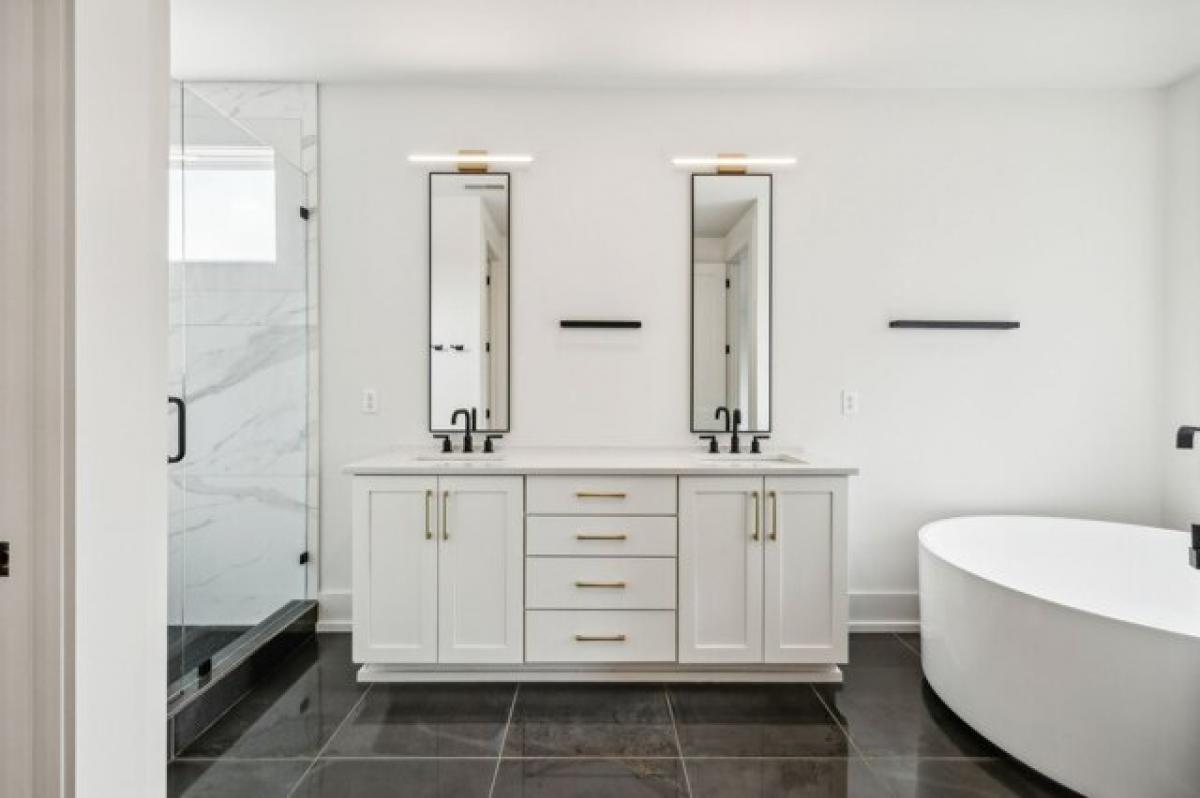 Picture of Home For Sale in Nashville, Tennessee, United States