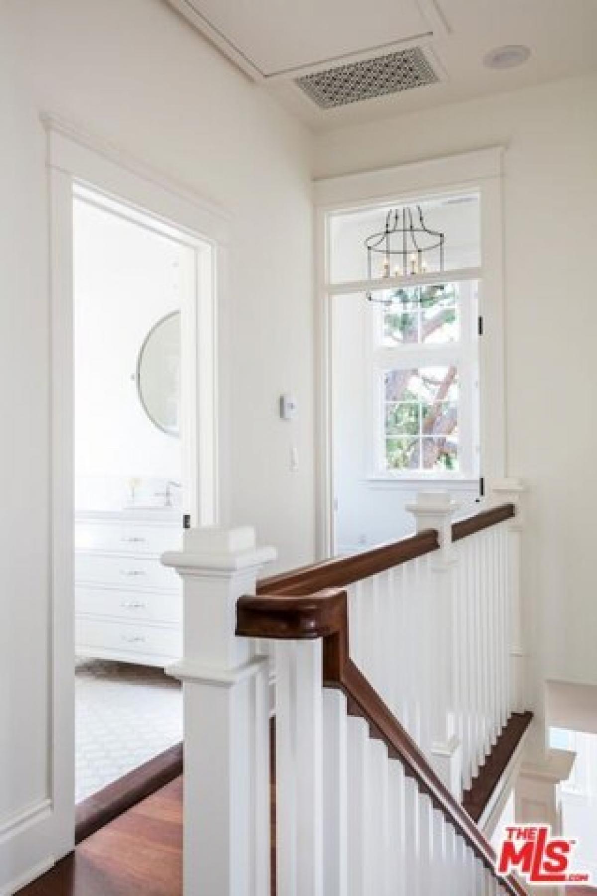 Picture of Home For Sale in Santa Monica, California, United States