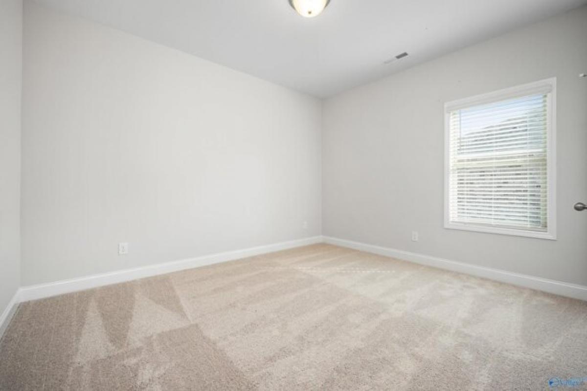 Picture of Home For Sale in Harvest, Alabama, United States