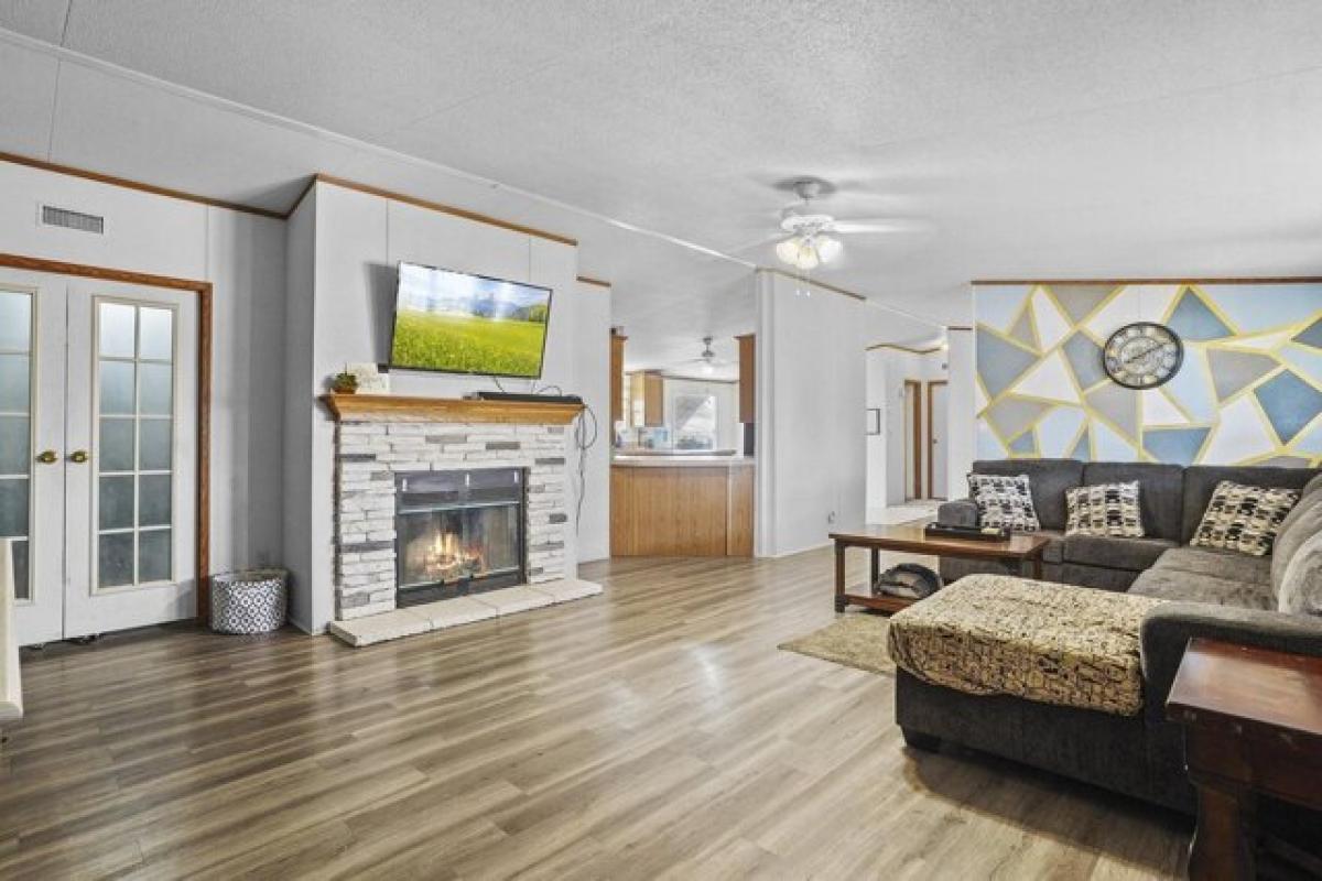 Picture of Home For Sale in Alamogordo, New Mexico, United States