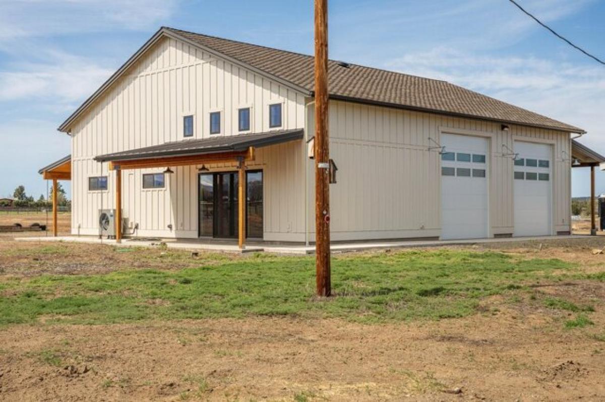 Picture of Home For Sale in Bend, Oregon, United States