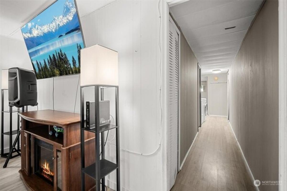 Picture of Home For Sale in Bellingham, Washington, United States