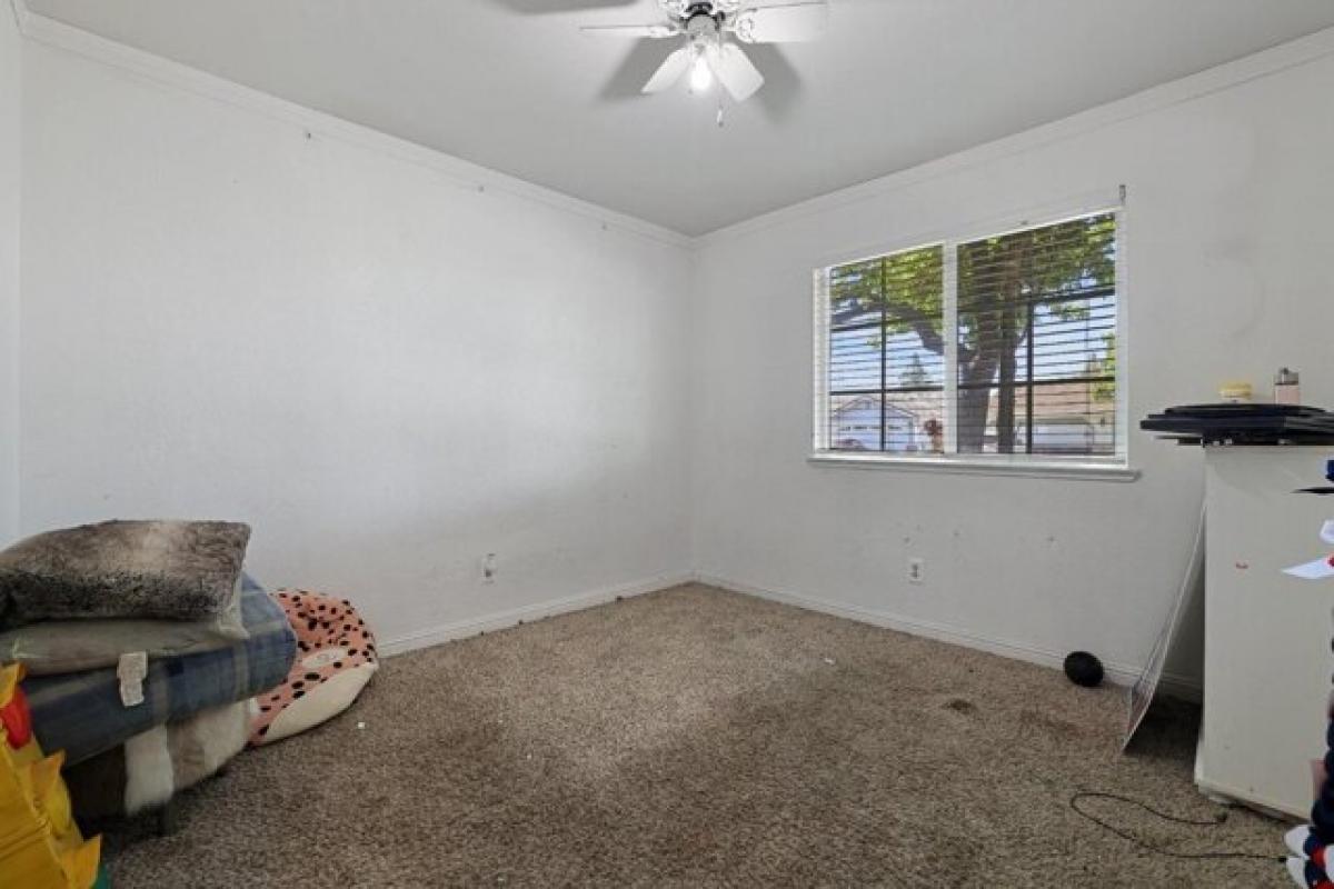 Picture of Home For Sale in Modesto, California, United States