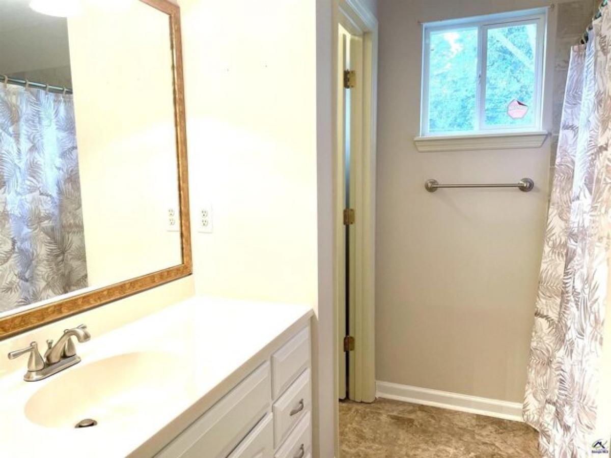 Picture of Home For Sale in Warner Robins, Georgia, United States