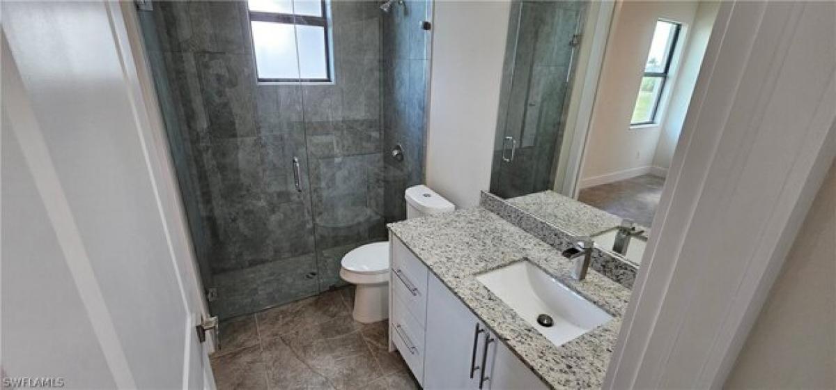 Picture of Home For Sale in Cape Coral, Florida, United States