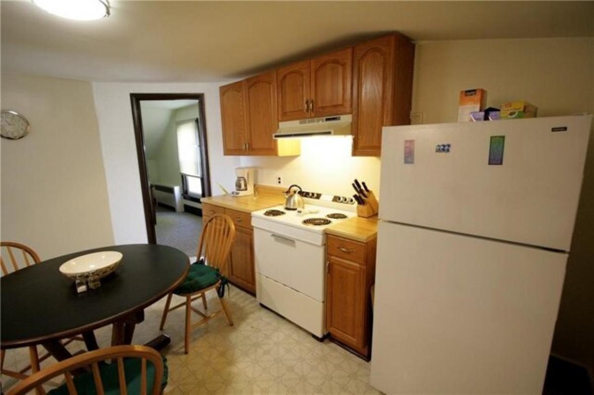 Picture of Home For Sale in Greensburg, Pennsylvania, United States