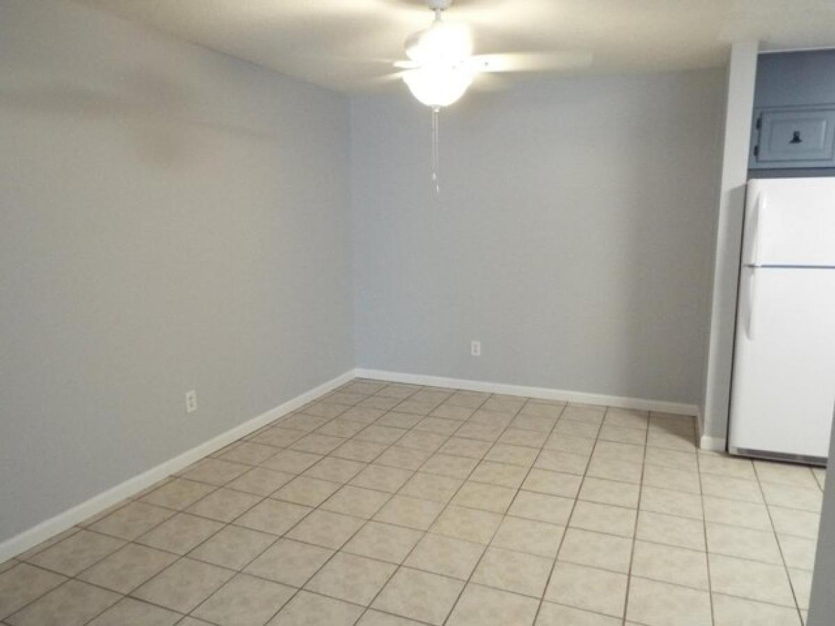 Picture of Home For Sale in North Charleston, South Carolina, United States