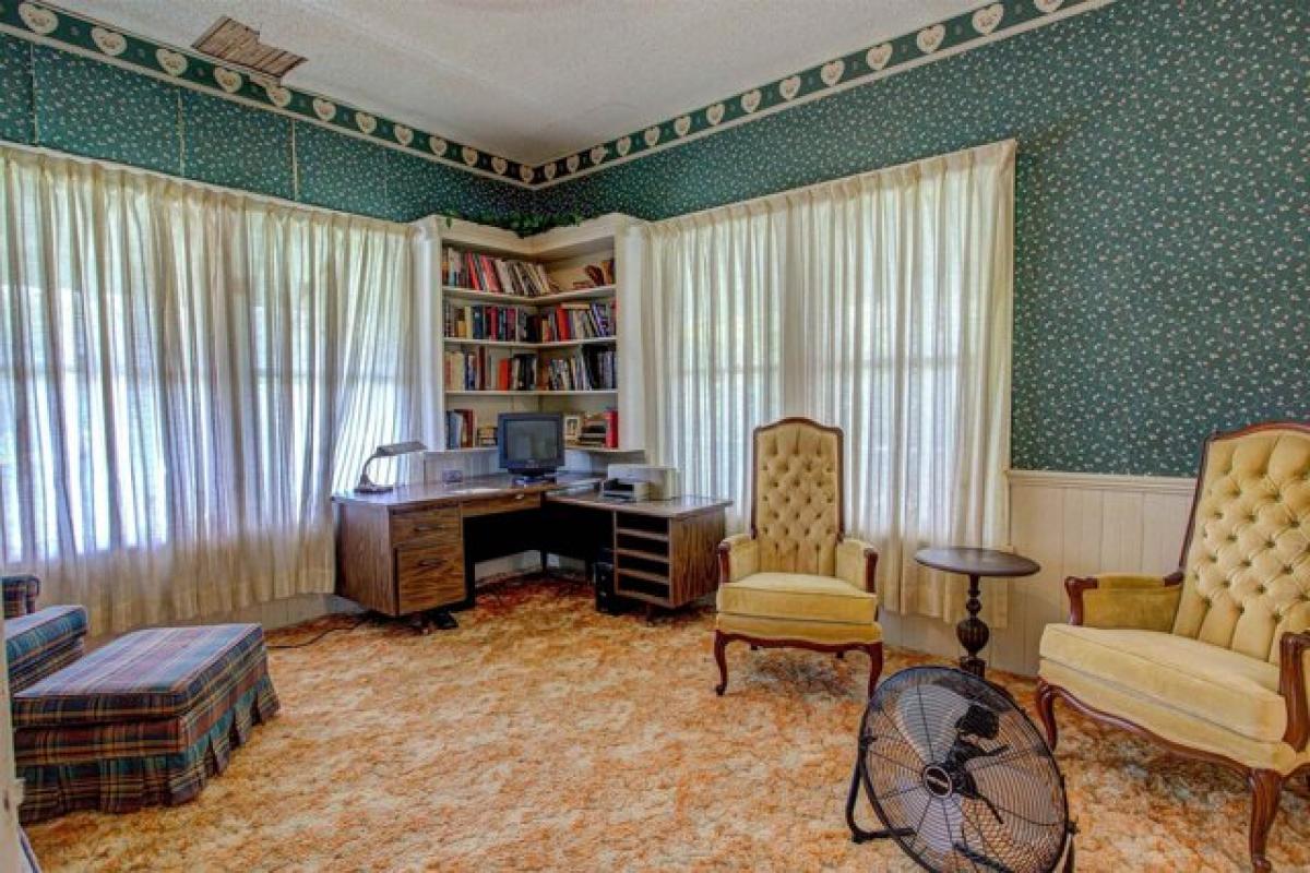 Picture of Home For Sale in Satsuma, Florida, United States